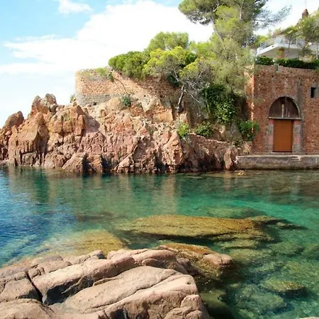 Air Conditioned 270m From * Saint-Raphael (Var)