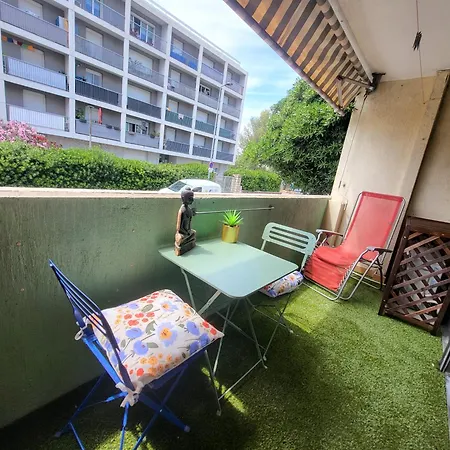 Air Conditioned 270m From Saint-Raphael (Var)