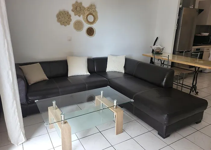 Air Conditioned 270m From Apartment Saint-Raphaël